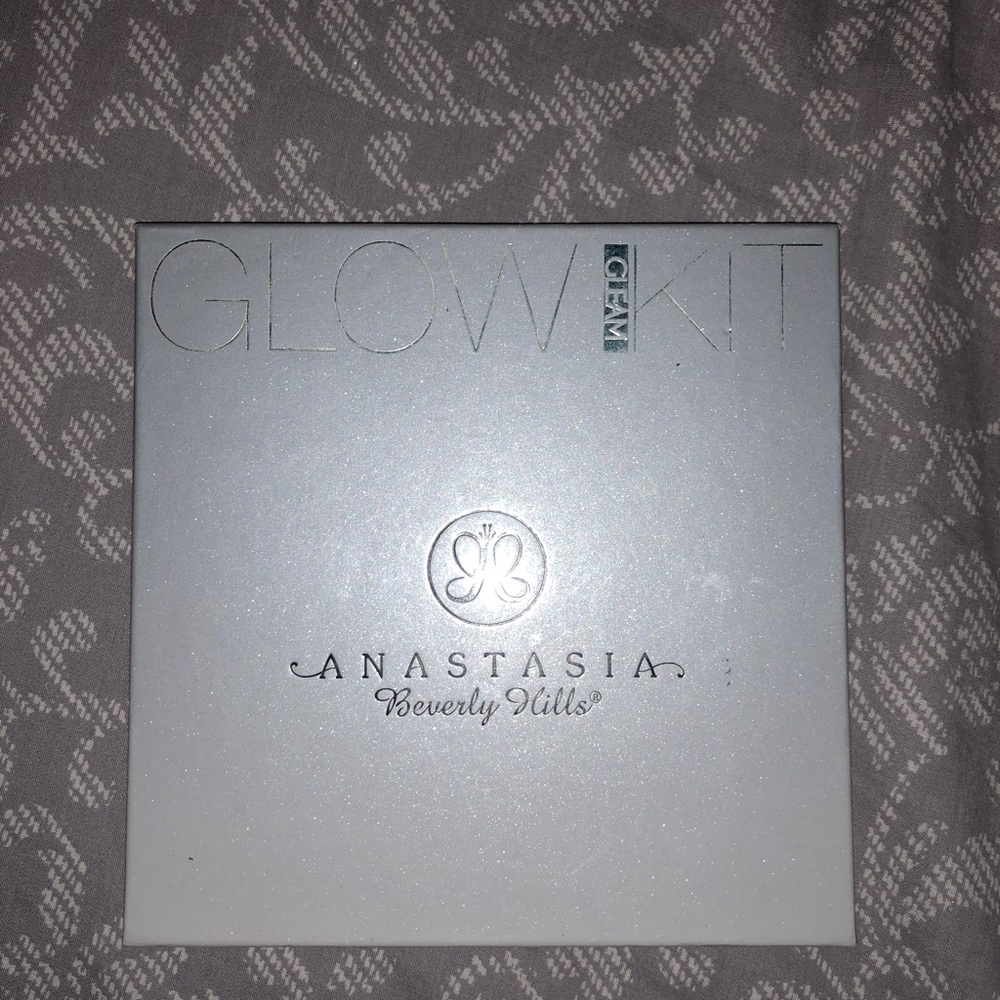 ABH gleam glow kit